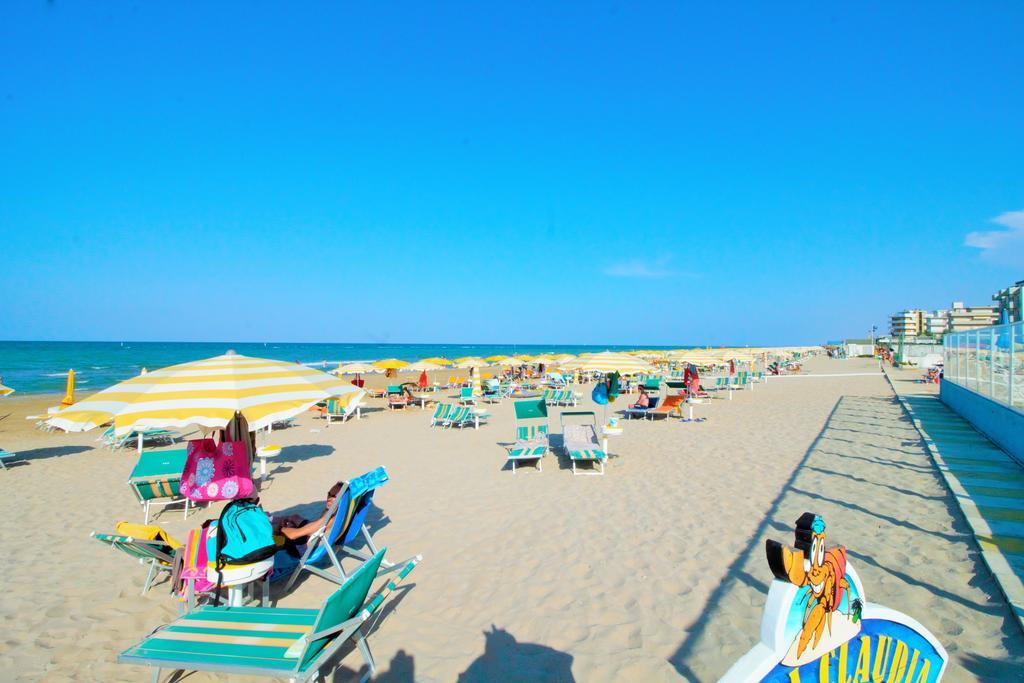 Hotel Casadei Fano Ngoại thất bức ảnh