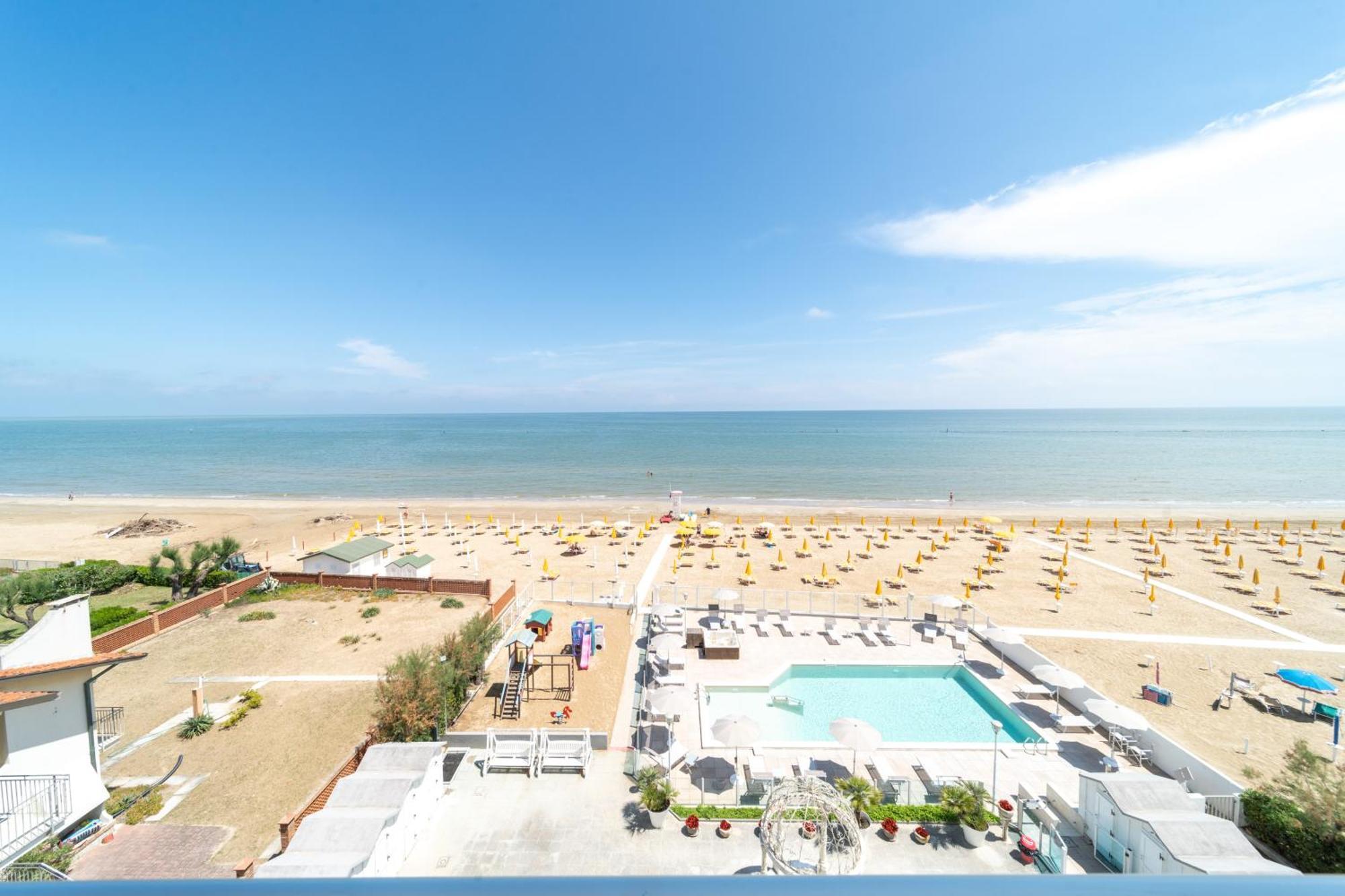 Hotel Casadei Fano Ngoại thất bức ảnh