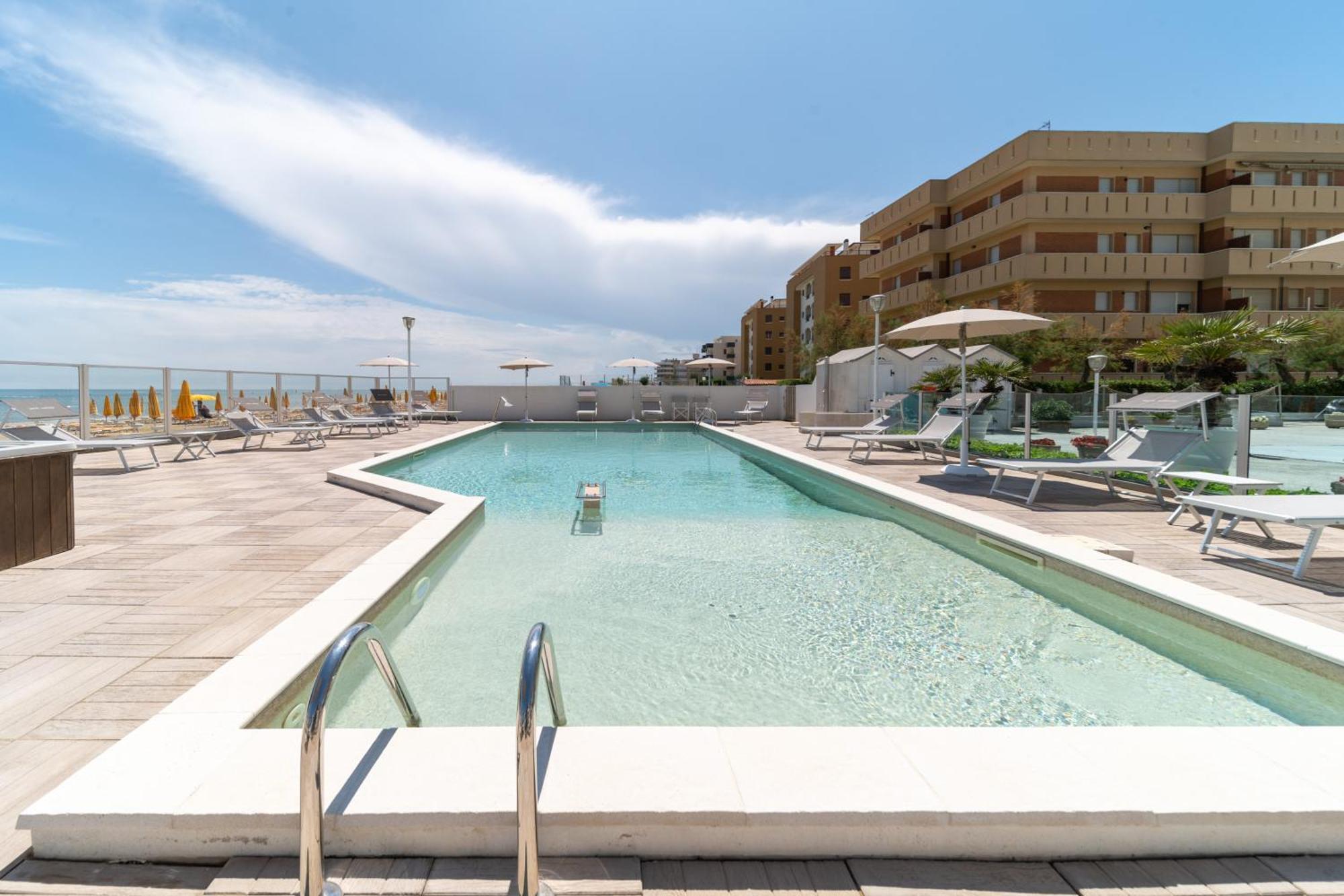 Hotel Casadei Fano Ngoại thất bức ảnh