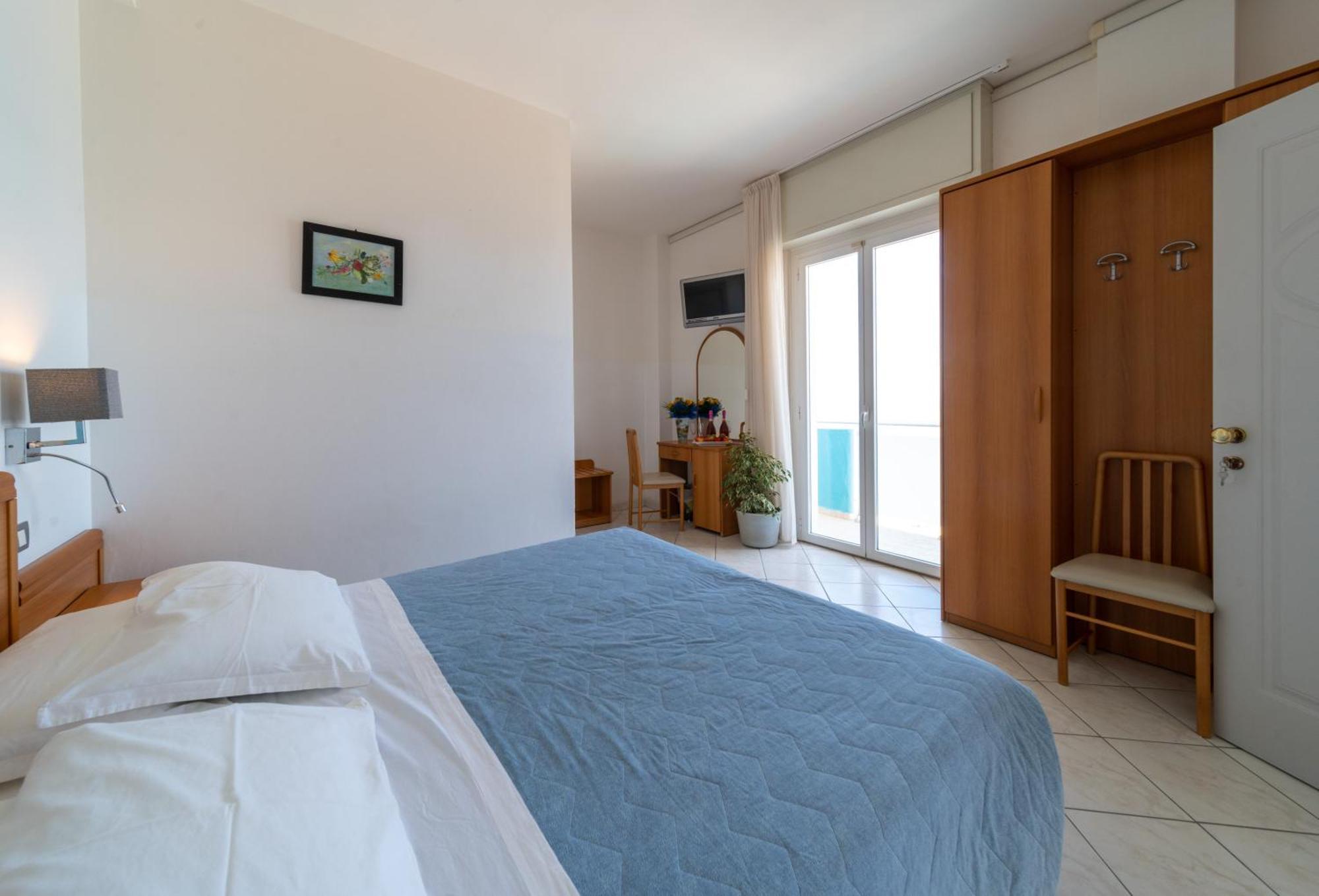 Hotel Casadei Fano Ngoại thất bức ảnh