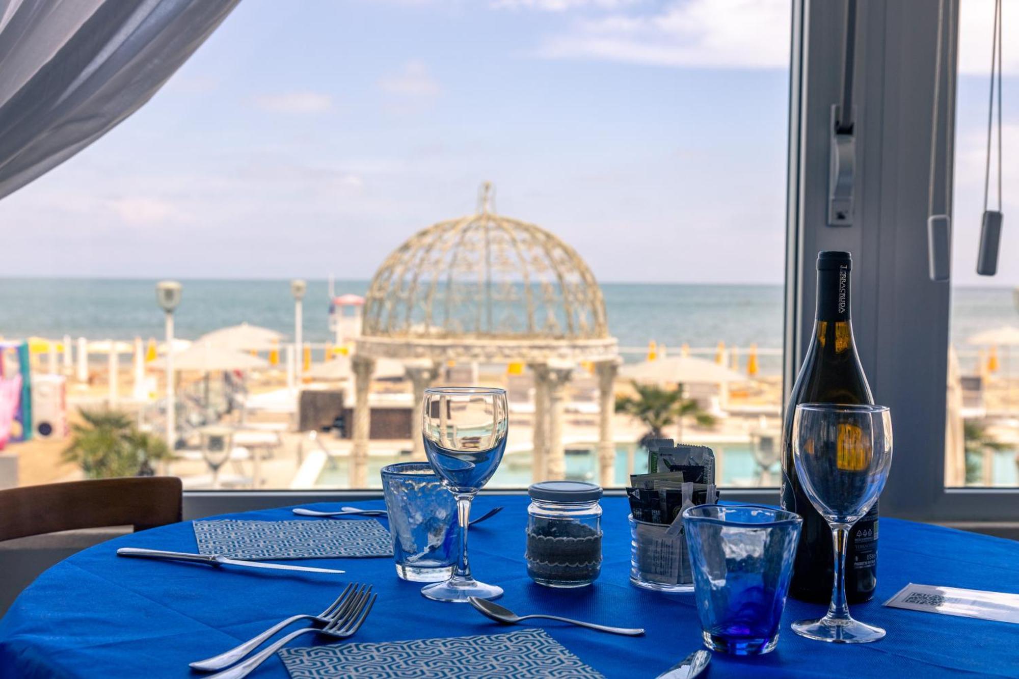 Hotel Casadei Fano Ngoại thất bức ảnh
