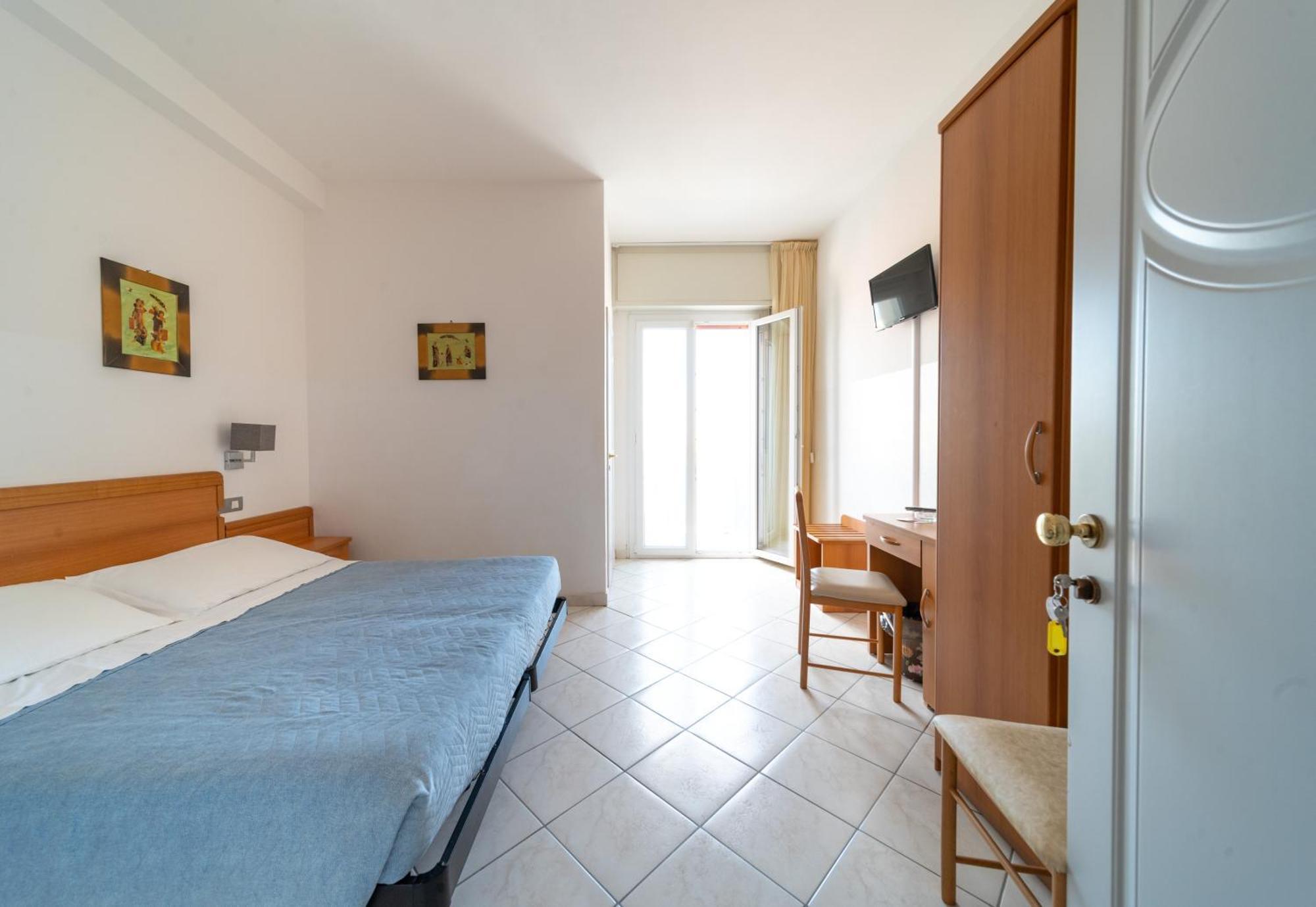 Hotel Casadei Fano Ngoại thất bức ảnh