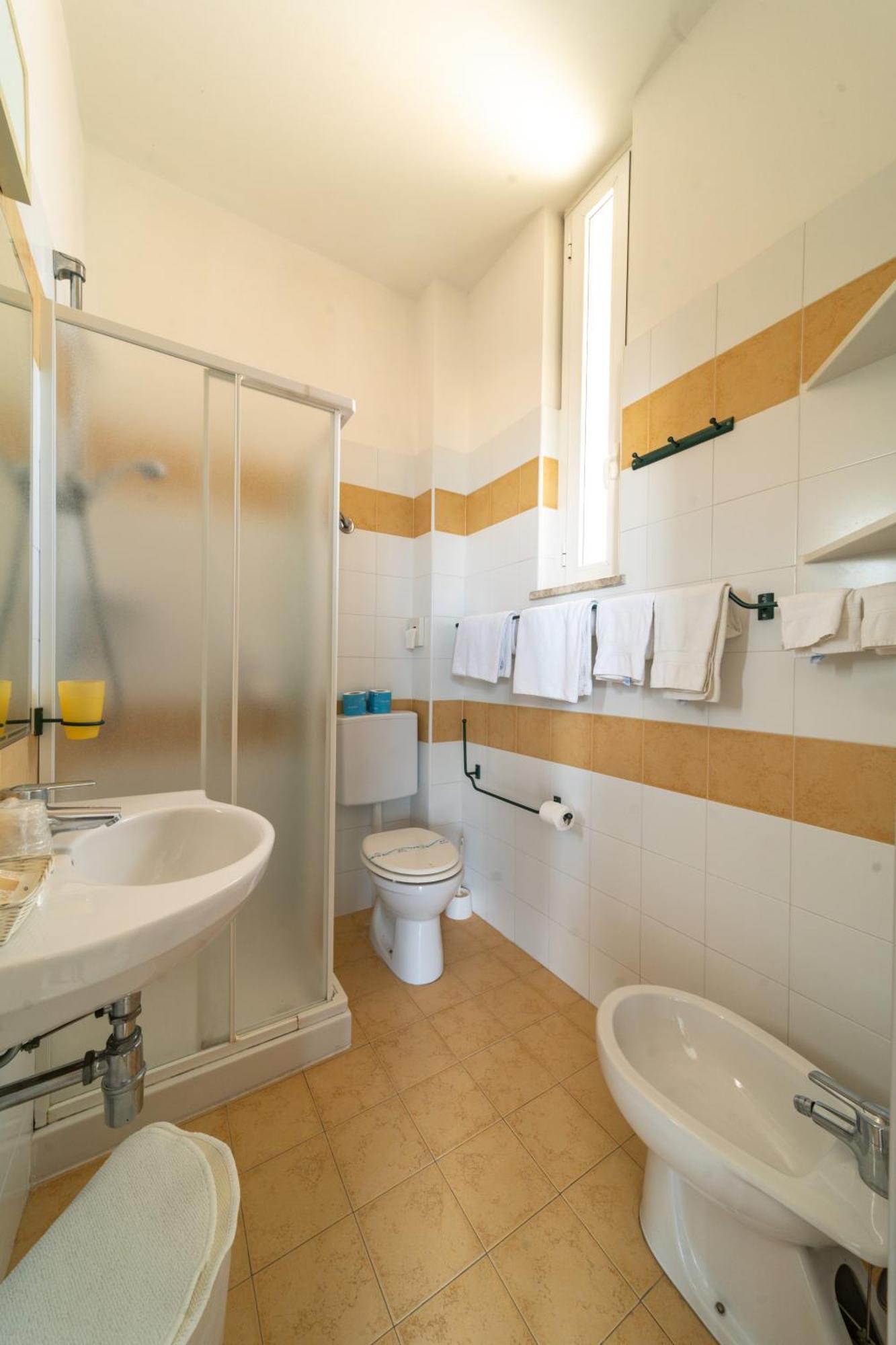 Hotel Casadei Fano Ngoại thất bức ảnh