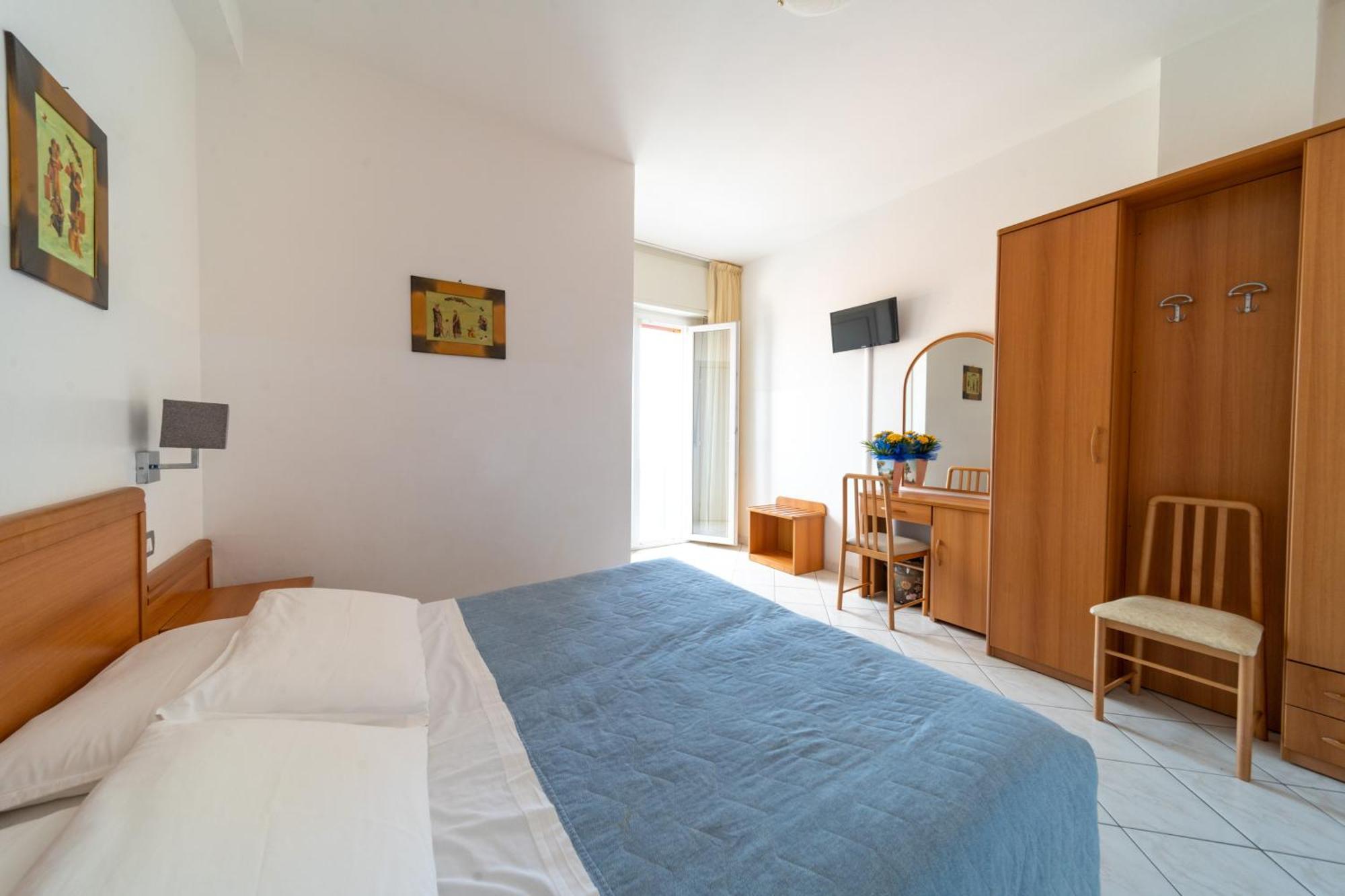 Hotel Casadei Fano Ngoại thất bức ảnh